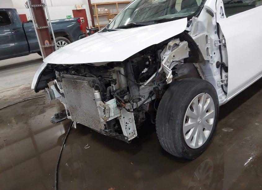 Photo 19 of 2018 Nissan Versa 1.6 SV (VIN 3N1CN7AP2JL800938)