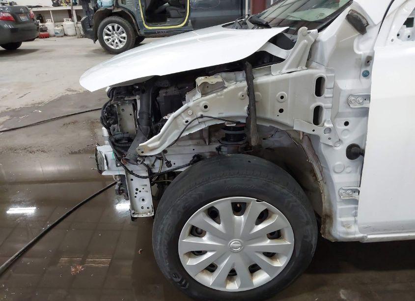 Photo 20 of 2018 Nissan Versa 1.6 SV (VIN 3N1CN7AP2JL800938)