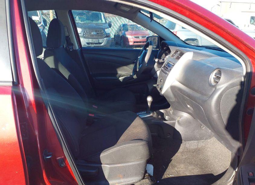 Photo 5 of 2018 Nissan Versa 1.6 SV (VIN 3N1CN7AP2JL801250)