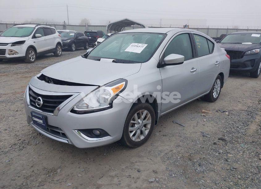Photo 2 of 2018 Nissan Versa 1.6 SV (VIN 3N1CN7AP2JL815651)