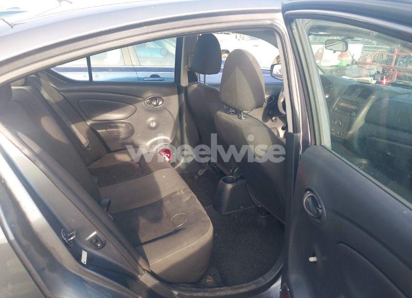 Photo 8 of 2018 Nissan Versa 1.6 S (VIN 3N1CN7AP2JL817450)