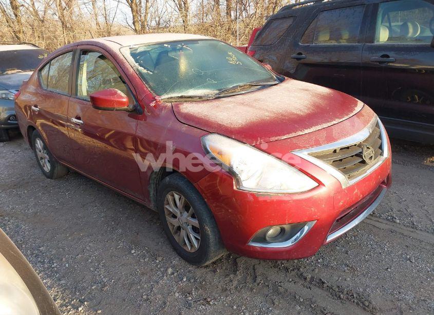 2018 Nissan Versa 1.6 SV (VIN 3N1CN7AP2JL828769) main photo