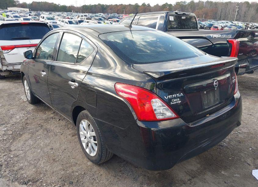 Photo 3 of 2018 Nissan Versa 1.6 SV (VIN 3N1CN7AP2JL834992)