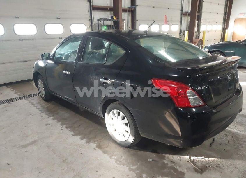 Photo 3 of 2018 Nissan Versa 1.6 SV (VIN 3N1CN7AP2JL835804)