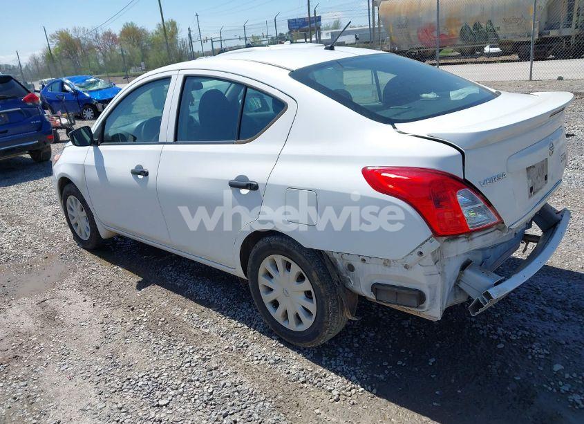 Photo 3 of 2018 Nissan Versa 1.6 S+ (VIN 3N1CN7AP2JL840968)