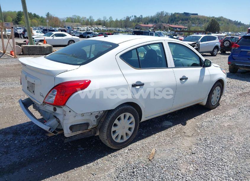 Photo 4 of 2018 Nissan Versa 1.6 S+ (VIN 3N1CN7AP2JL840968)