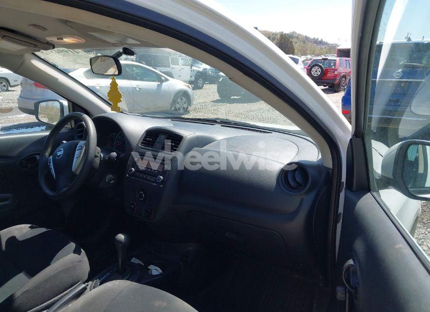Photo 5 of 2018 Nissan Versa 1.6 S+ (VIN 3N1CN7AP2JL840968)