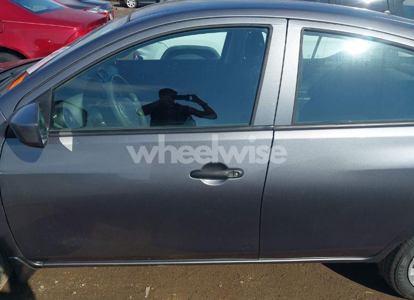 Photo 14 of 2018 Nissan Versa 1.6 S+ (VIN 3N1CN7AP2JL856216)