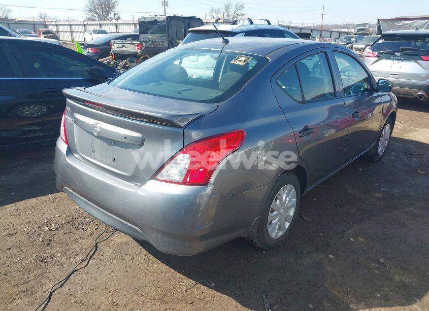 Photo 4 of 2018 Nissan Versa 1.6 S+ (VIN 3N1CN7AP2JL856216)