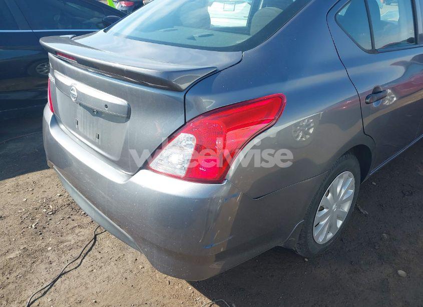 Photo 6 of 2018 Nissan Versa 1.6 S+ (VIN 3N1CN7AP2JL856216)