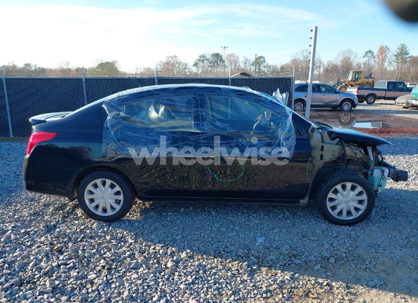 Photo 5 of 2018 Nissan Versa 1.6 S+ (VIN 3N1CN7AP2JL887854)