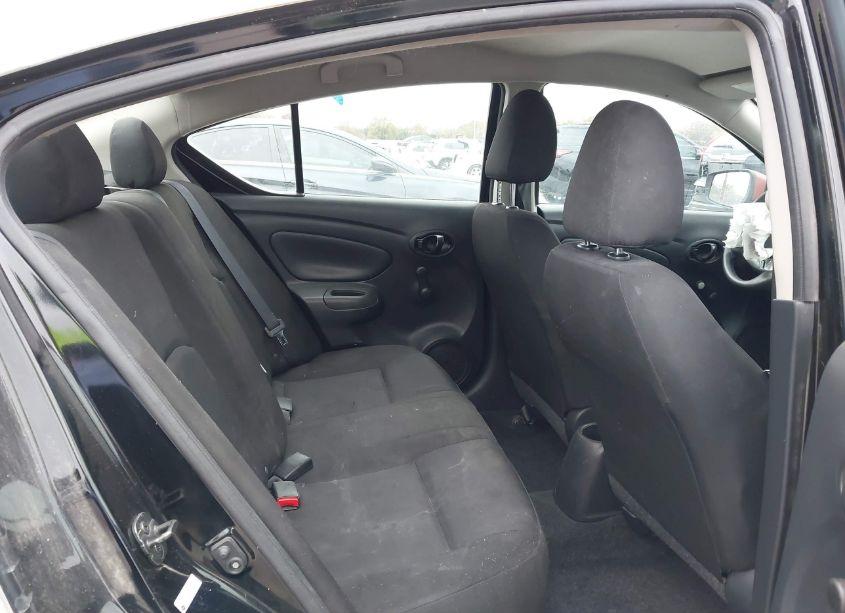 Photo 8 of 2019 Nissan Versa 1.6 S+ (VIN 3N1CN7AP2KL807132)