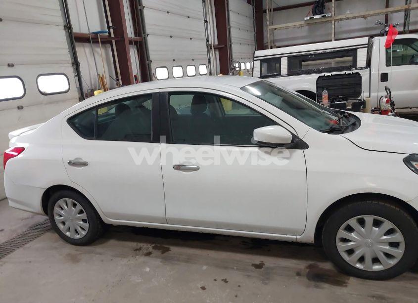 Photo 13 of 2019 Nissan Versa 1.6 SV (VIN 3N1CN7AP2KL827865)