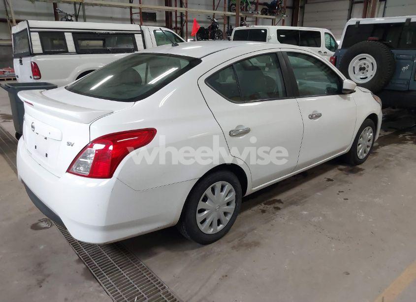Photo 4 of 2019 Nissan Versa 1.6 SV (VIN 3N1CN7AP2KL827865)