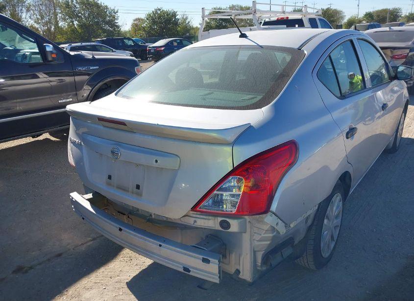 Photo 4 of 2019 Nissan Versa 1.6 S+ (VIN 3N1CN7AP2KL830054)