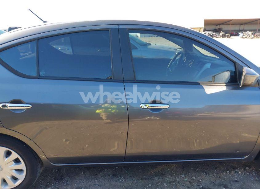 Photo 14 of 2019 Nissan Versa 1.6 SV (VIN 3N1CN7AP2KL830197)