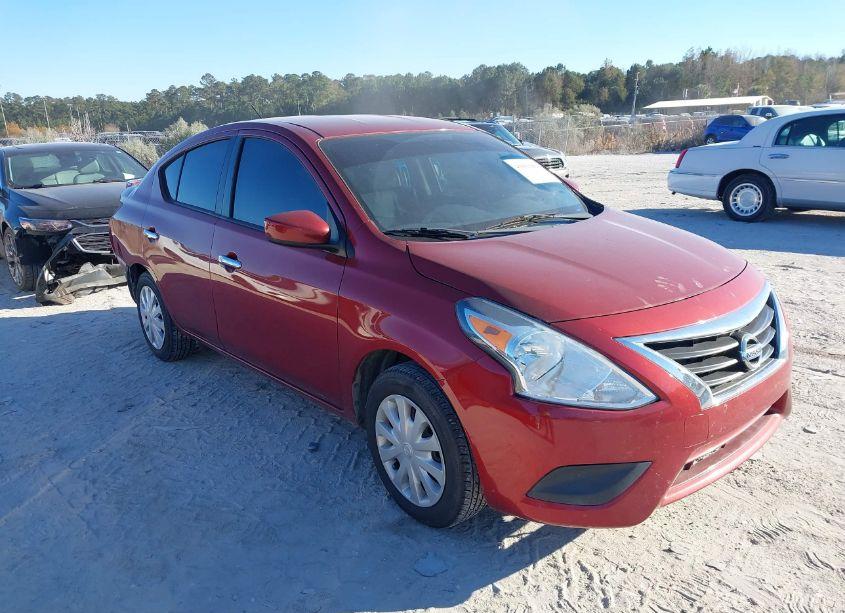 2019 Nissan Versa 1.6 SV (VIN 3N1CN7AP2KL836212) main photo