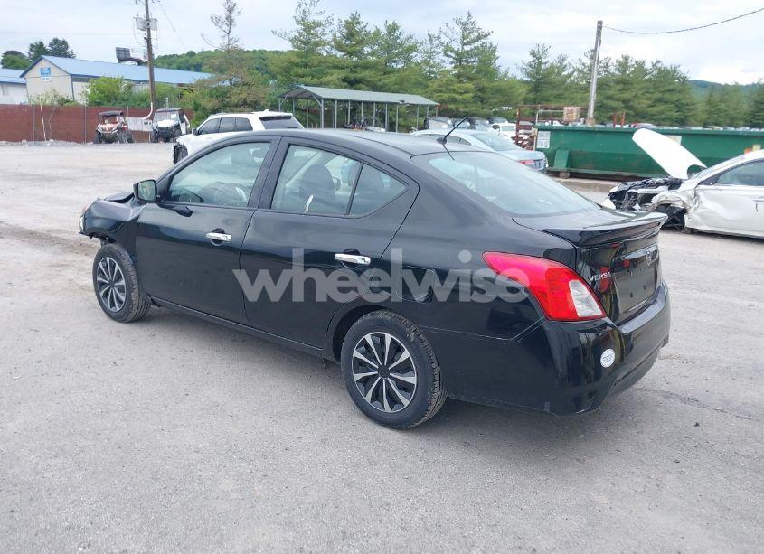 Photo 3 of 2019 Nissan Versa 1.6 SV (VIN 3N1CN7AP2KL850790)