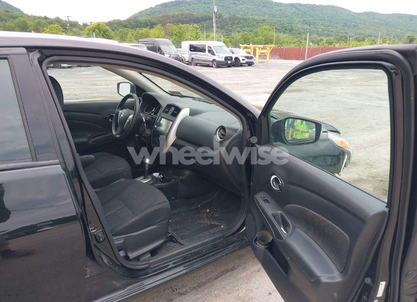 Photo 5 of 2019 Nissan Versa 1.6 SV (VIN 3N1CN7AP2KL850790)