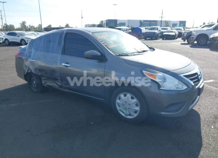 2019 Nissan Versa 1.6 SV (VIN 3N1CN7AP2KL850837) main photo