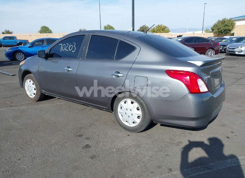 Photo 3 of 2019 Nissan Versa 1.6 SV (VIN 3N1CN7AP2KL850837)