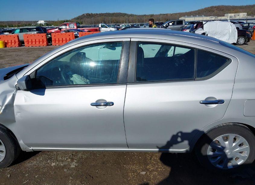 Photo 15 of 2019 Nissan Versa 1.6 SV (VIN 3N1CN7AP2KL859635)
