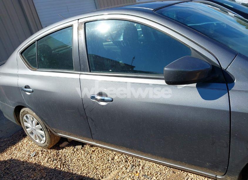 Photo 13 of 2019 Nissan Versa 1.6 SV (VIN 3N1CN7AP2KL863314)