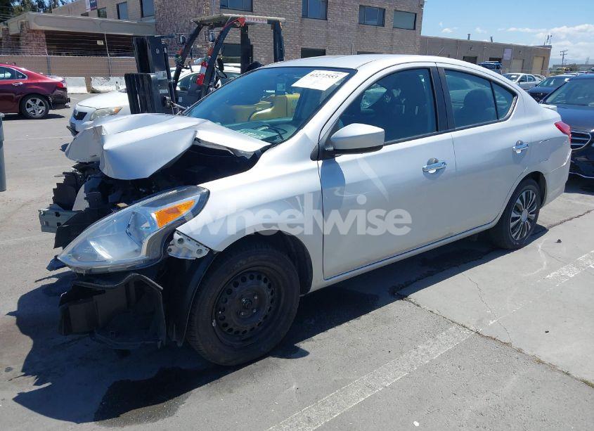 Photo 2 of 2019 Nissan Versa 1.6 SV (VIN 3N1CN7AP2KL873700)