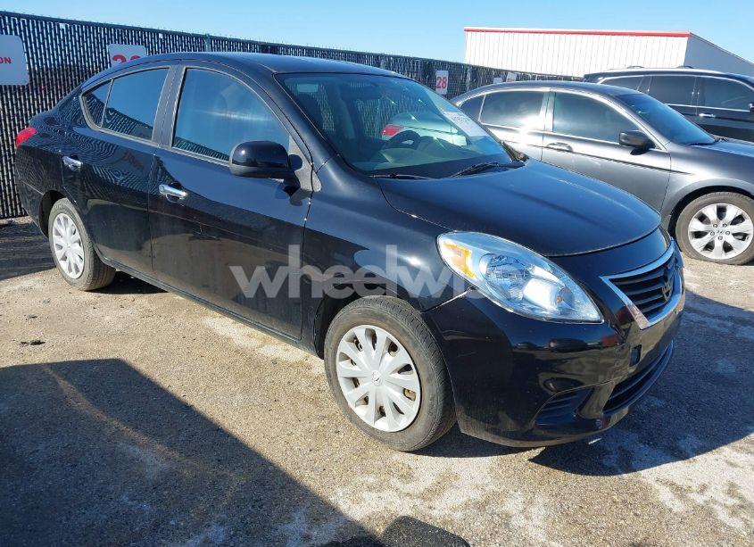 2012 Nissan Versa 1.6 SV (VIN 3N1CN7AP3CL824846) main photo