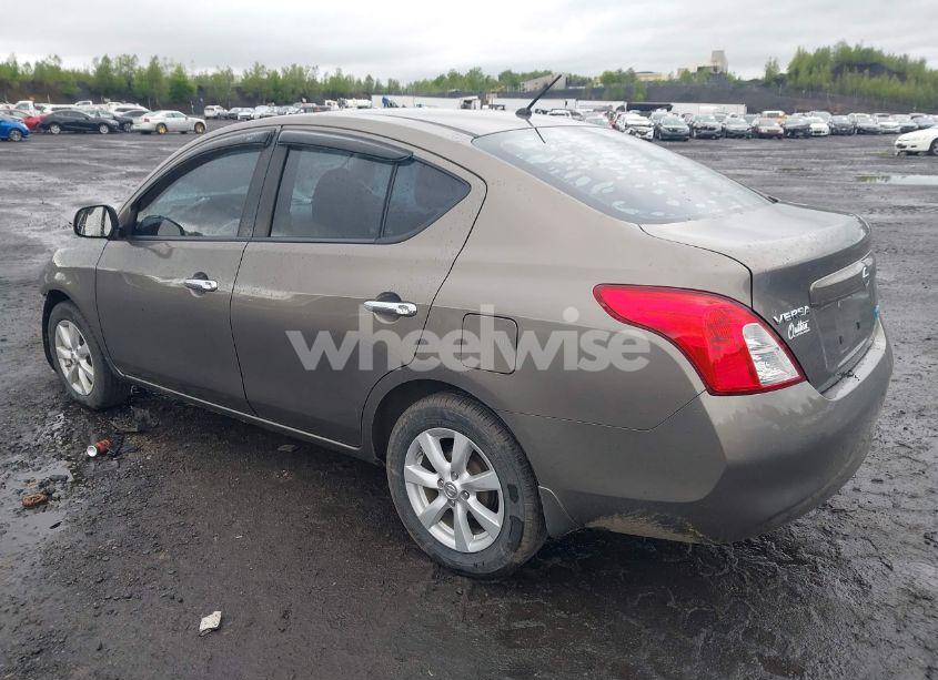 Photo 3 of 2012 Nissan Versa 1.6 SL (VIN 3N1CN7AP3CL860116)