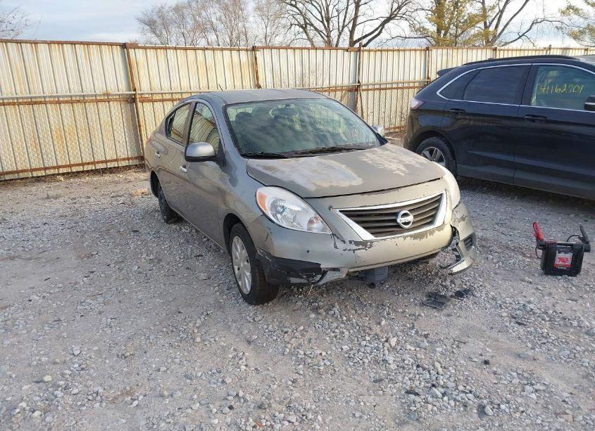 2012 Nissan Versa 1.6 SV (VIN 3N1CN7AP3CL915681) main photo