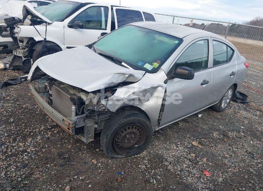 Photo 2 of 2013 Nissan Versa 1.6 S (VIN 3N1CN7AP3DL828199)