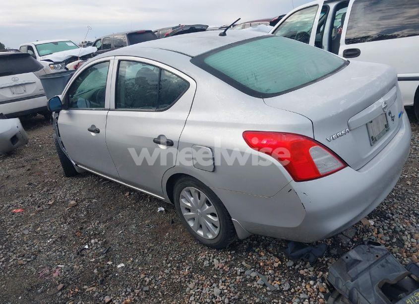 Photo 3 of 2013 Nissan Versa 1.6 S (VIN 3N1CN7AP3DL828199)
