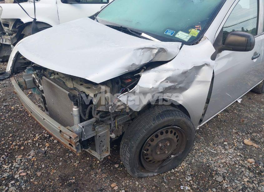 Photo 6 of 2013 Nissan Versa 1.6 S (VIN 3N1CN7AP3DL828199)