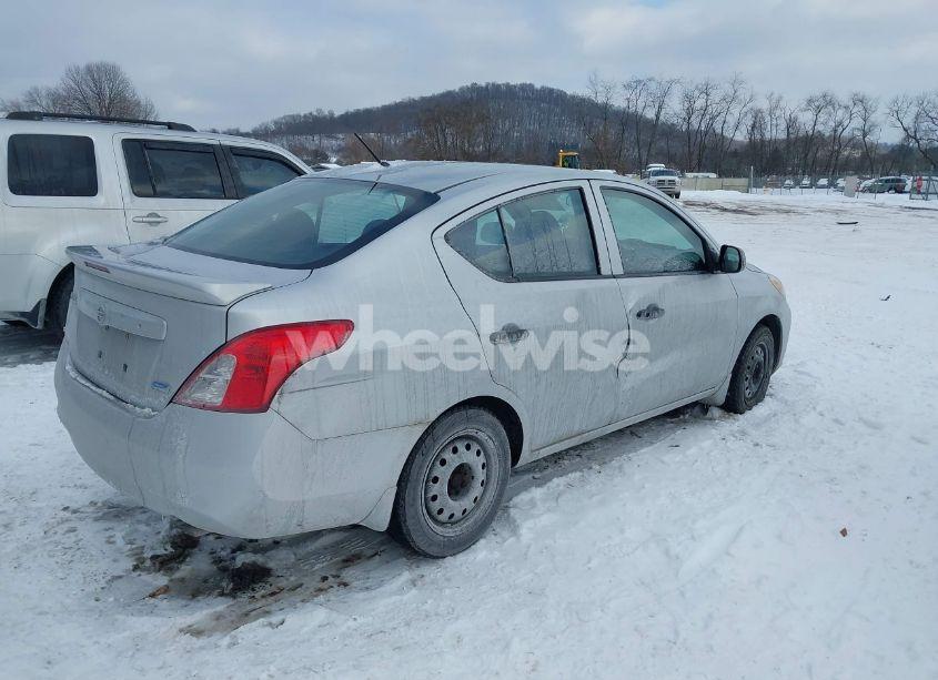 Photo 4 of 2013 Nissan Versa 1.6 S+ (VIN 3N1CN7AP3DL829384)