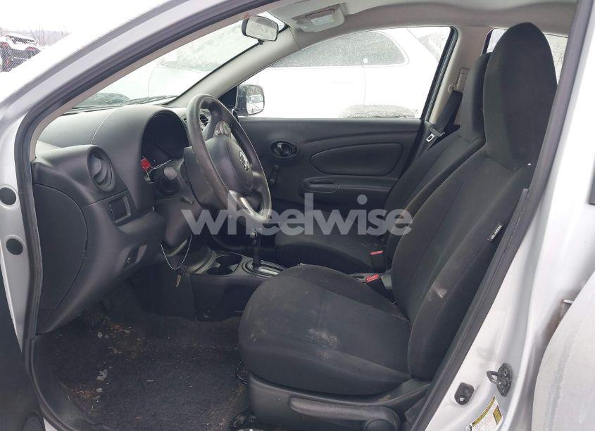 Photo 5 of 2013 Nissan Versa 1.6 S+ (VIN 3N1CN7AP3DL829384)