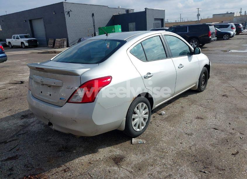 Photo 4 of 2013 Nissan Versa 1.6 SV (VIN 3N1CN7AP3DL850171)