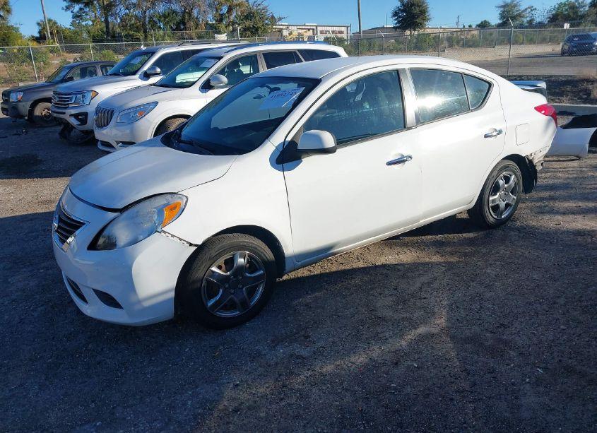 Photo 2 of 2013 Nissan Versa 1.6 SV (VIN 3N1CN7AP3DL876592)