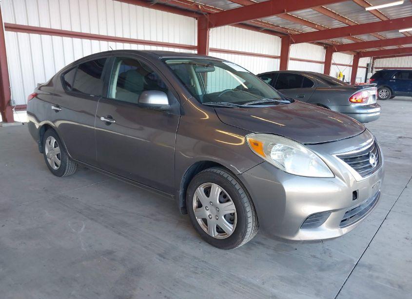 2014 Nissan Versa 1.6 SV (VIN 3N1CN7AP3EK451493) main photo