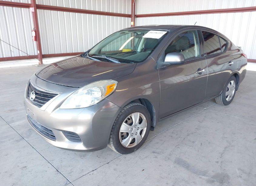 Photo 2 of 2014 Nissan Versa 1.6 SV (VIN 3N1CN7AP3EK451493)