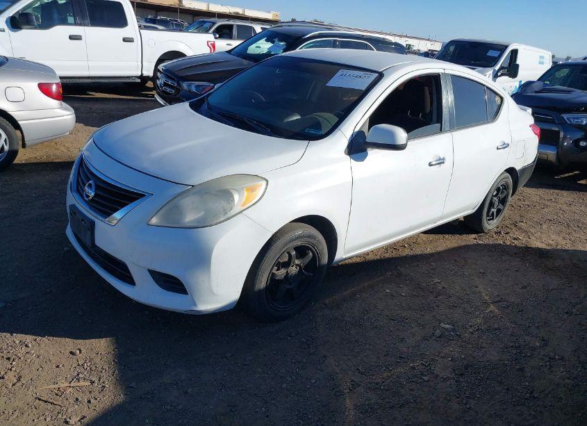 Photo 2 of 2014 Nissan Versa 1.6 SV (VIN 3N1CN7AP3EL809315)