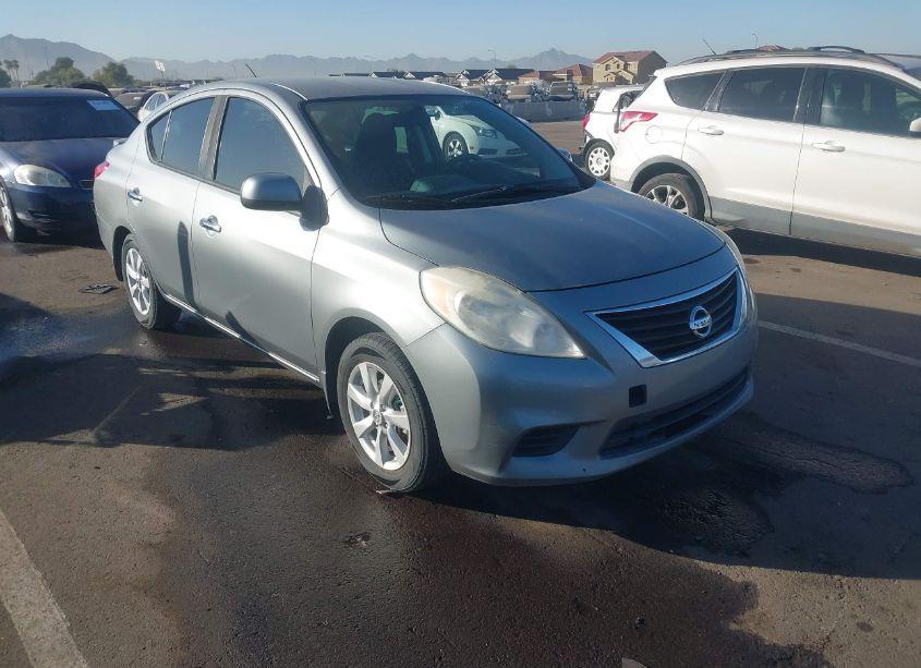 2014 Nissan Versa 1.6 SV (VIN 3N1CN7AP3EL810089) main photo