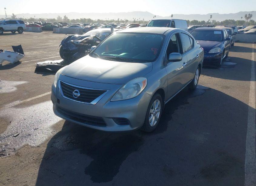 Photo 2 of 2014 Nissan Versa 1.6 SV (VIN 3N1CN7AP3EL810089)