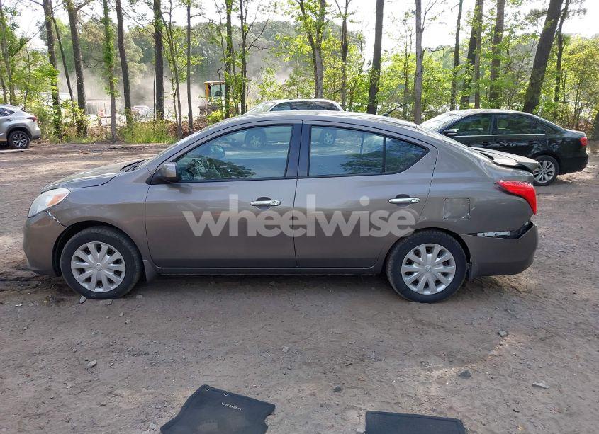 Photo 14 of 2014 Nissan Versa 1.6 SV (VIN 3N1CN7AP3EL828656)