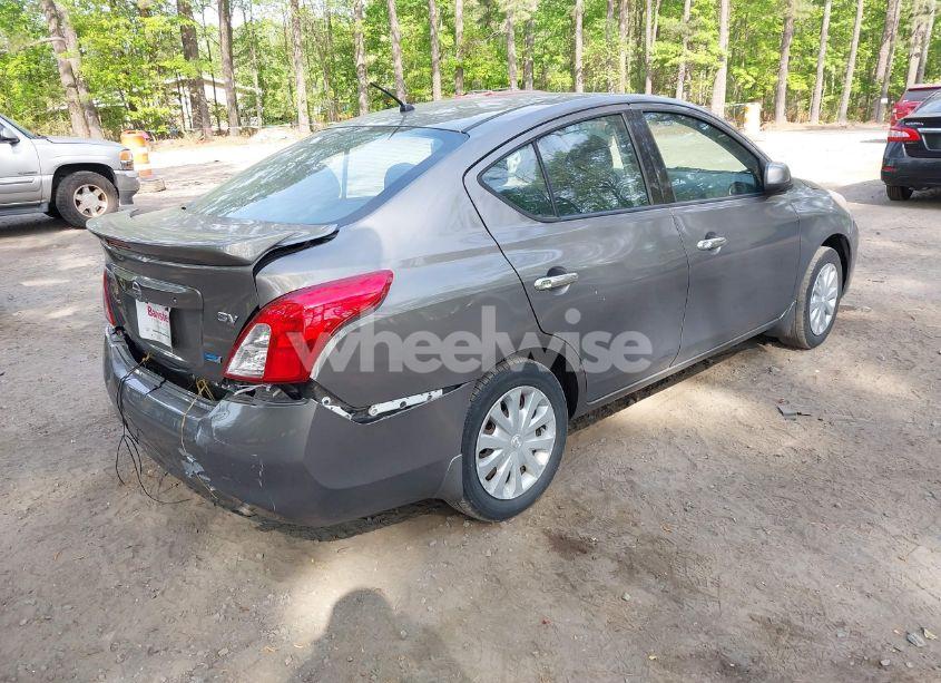 Photo 4 of 2014 Nissan Versa 1.6 SV (VIN 3N1CN7AP3EL828656)