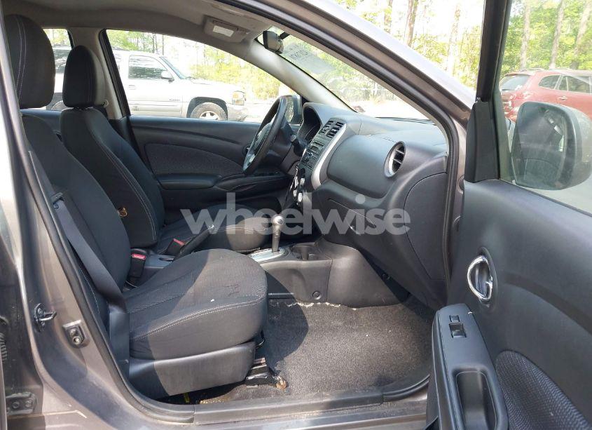 Photo 5 of 2014 Nissan Versa 1.6 SV (VIN 3N1CN7AP3EL828656)
