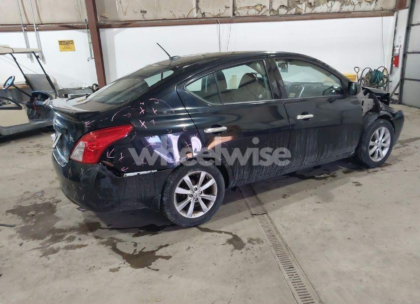 Photo 4 of 2014 Nissan Versa 1.6 SL (VIN 3N1CN7AP3EL835817)