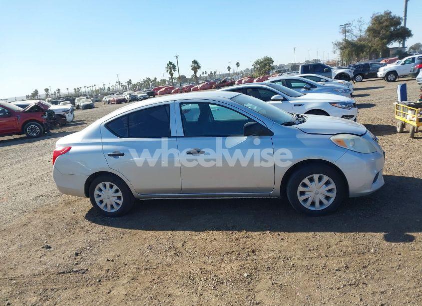 Photo 13 of 2014 Nissan Versa 1.6 S (VIN 3N1CN7AP3EL840841)