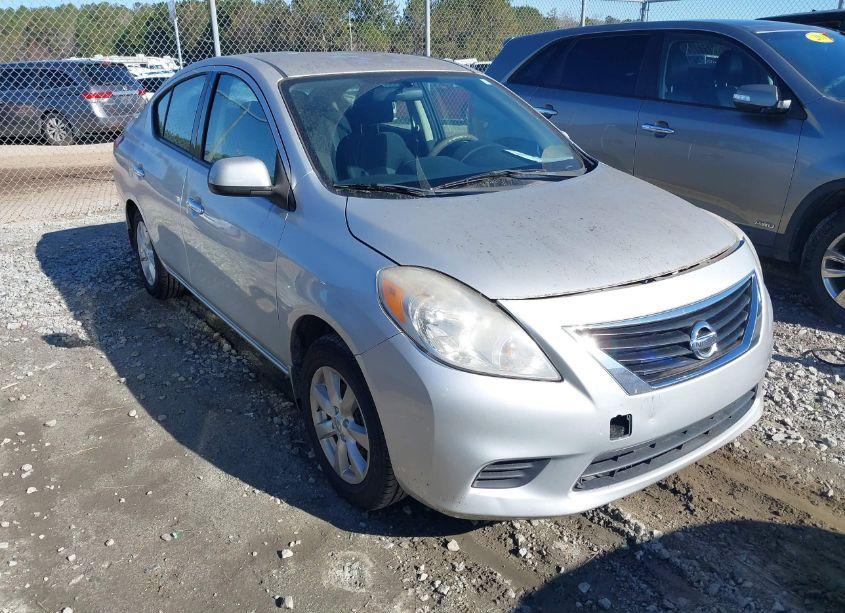 2014 Nissan Versa 1.6 SV (VIN 3N1CN7AP3EL848714) main photo