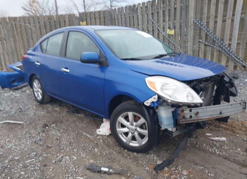 2014 Nissan Versa 1.6 SV (VIN 3N1CN7AP3EL854660) main photo